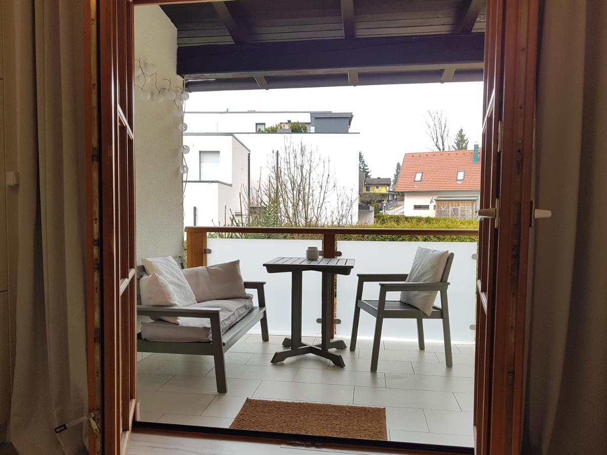 Wohnung Mit Balkon In Velden - Appartment Berge Bytilly Velden am Wörthersee Exteriör bild